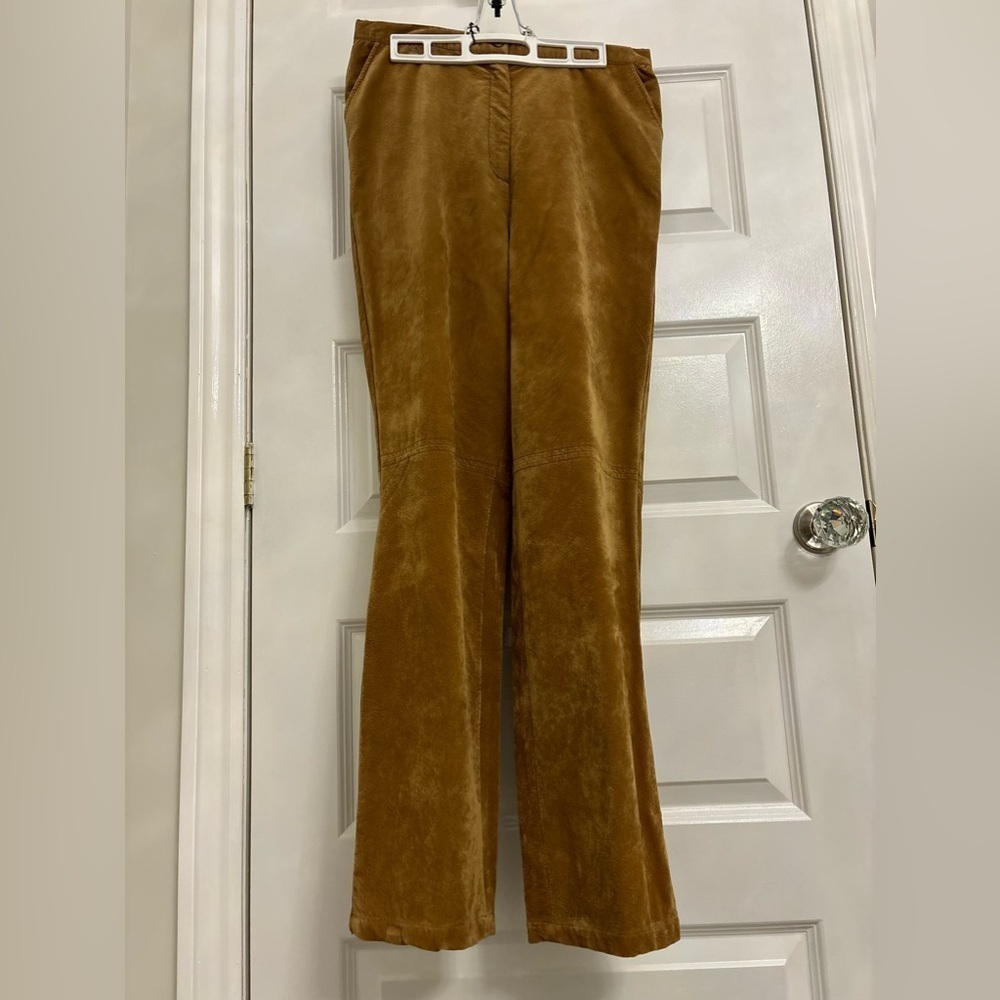 4 items with a ⭐️ For 20$ Emilie Women Pants 100% Rayon Size 11/12 Used